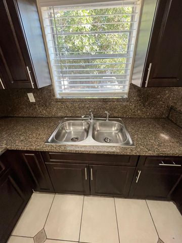 1370 NE 119TH Street 137008, Miami, FL 33161