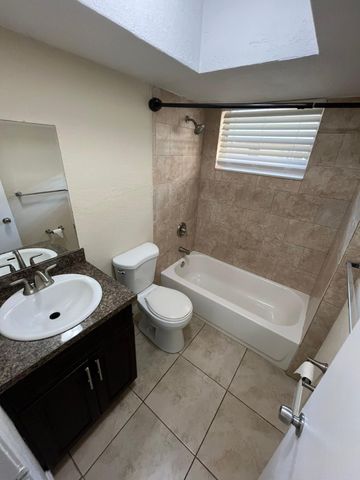 1370 NE 119TH Street 137008, Miami, FL 33161