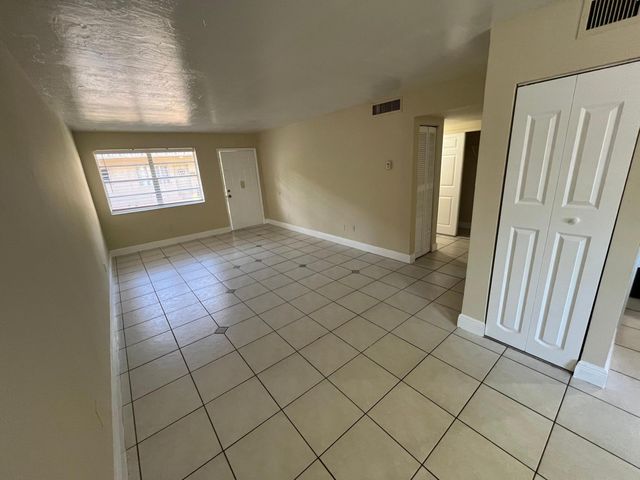 1370 NE 119TH Street 137008, Miami, FL 33161