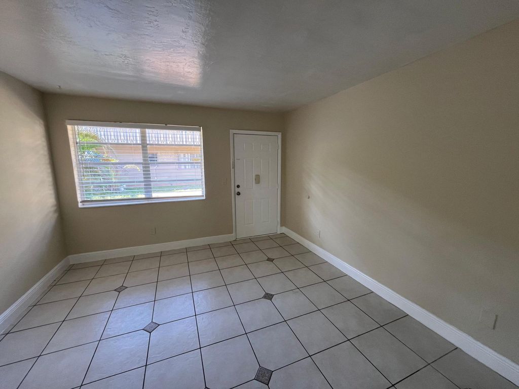 1370 NE 119TH Street 137008, Miami, FL 33161