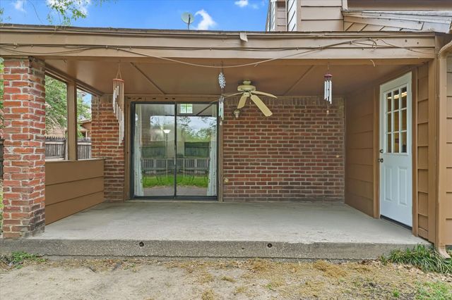 114 Wilshire Court, Irving, TX 75061