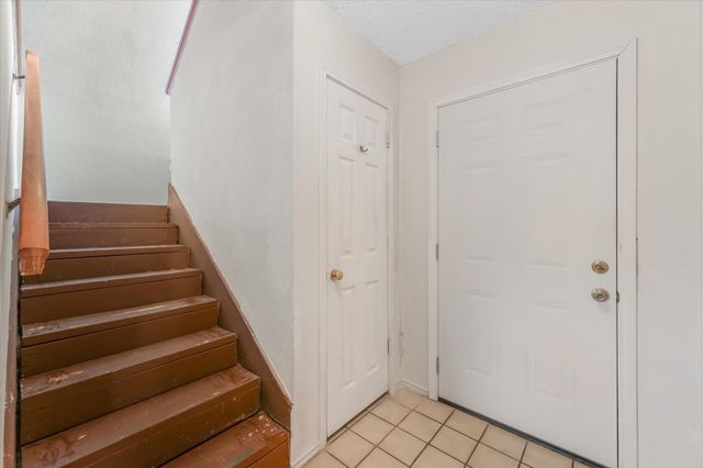 114 Wilshire Court, Irving, TX 75061