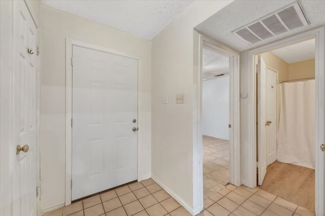 114 Wilshire Court, Irving, TX 75061