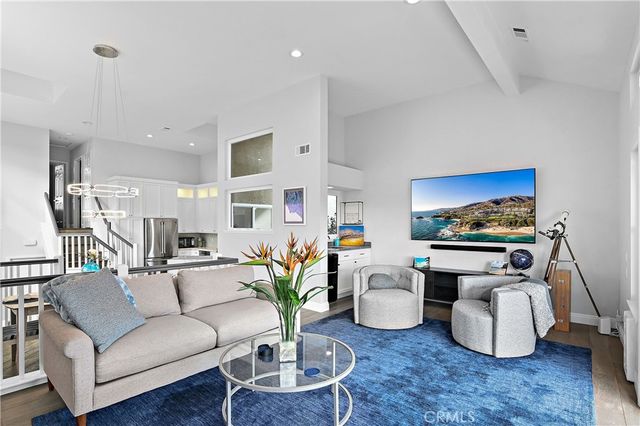 75 Palm Beach Court, Dana Point, CA 92629