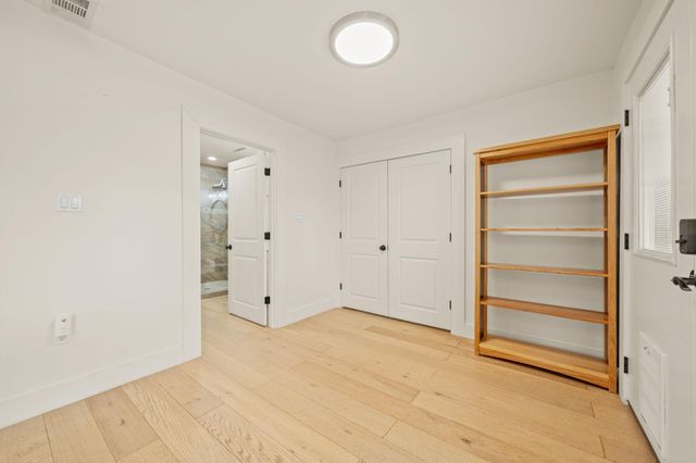 912 Mansell Ave, Austin, TX 78702