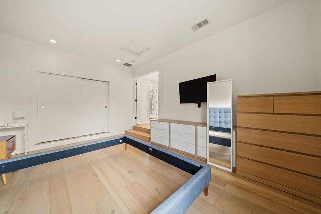 912 Mansell Ave, Austin, TX 78702