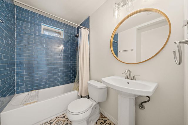 912 Mansell Ave, Austin, TX 78702