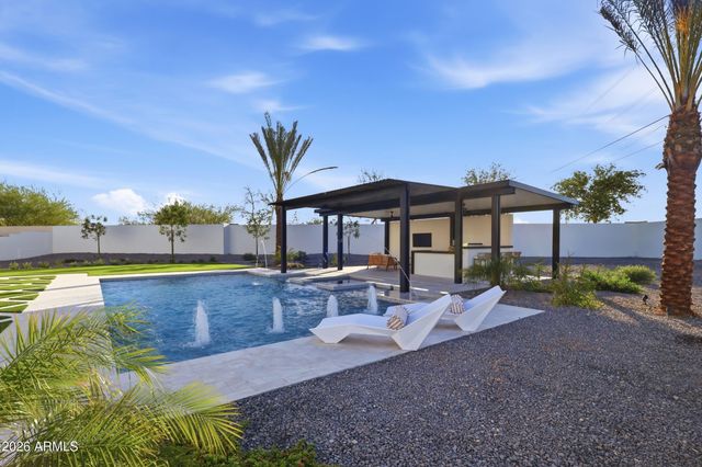 9878 W JJ RANCH Road 58, Peoria, AZ 85383