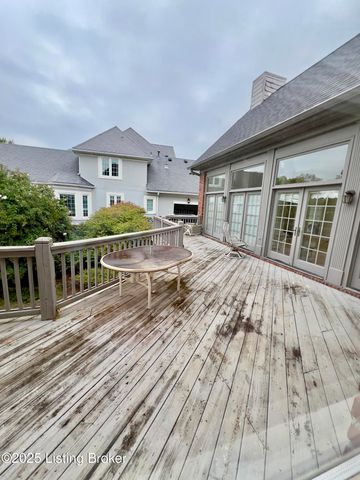 1104 Glenlake Way, Louisville, KY 40245