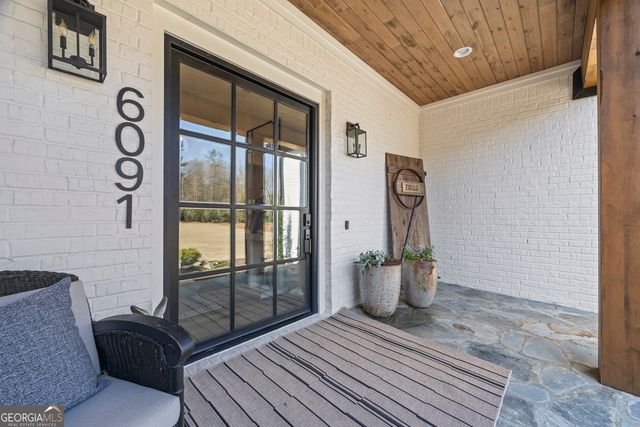 6091 Hog Mountain Road, Bogart, GA 30622