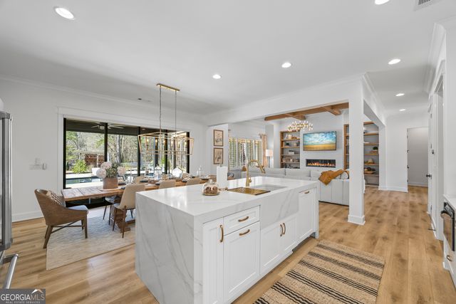 6091 Hog Mountain Road, Bogart, GA 30622