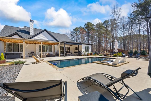 6091 Hog Mountain Road, Bogart, GA 30622