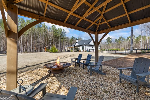 6091 Hog Mountain Road, Bogart, GA 30622
