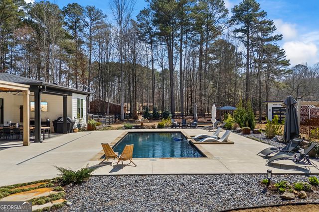 6091 Hog Mountain Road, Bogart, GA 30622