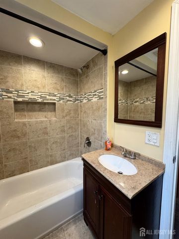 80 Commerce Street, Perth Amboy, NJ 08861