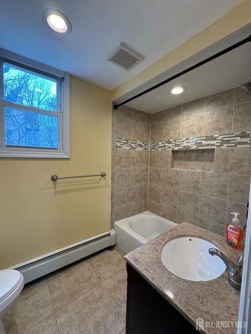 80 Commerce Street, Perth Amboy, NJ 08861