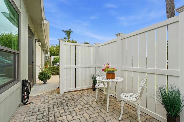 6786 SE Yorktown Drive, Hobe Sound, FL 33455