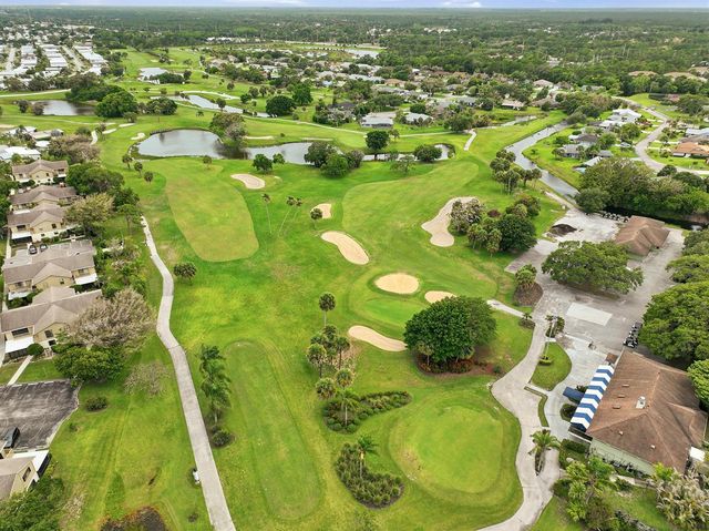 6786 SE Yorktown Drive, Hobe Sound, FL 33455