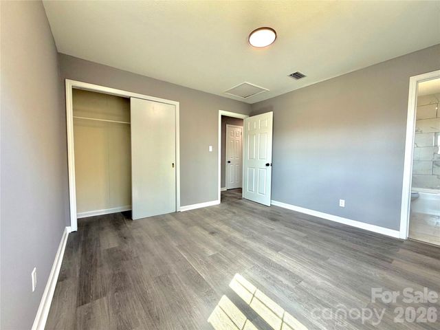 202 WOODWARD Avenue, Morganton, NC 28655