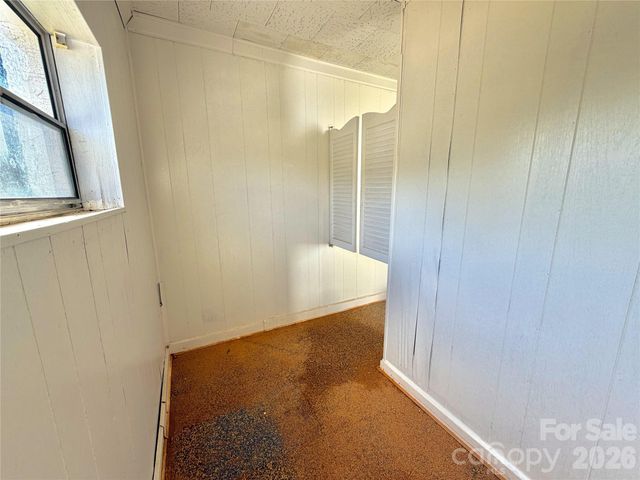 202 WOODWARD Avenue, Morganton, NC 28655