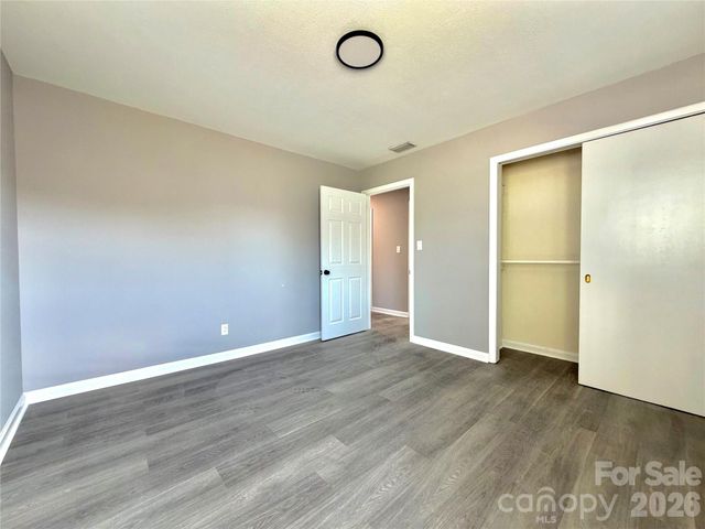 202 WOODWARD Avenue, Morganton, NC 28655