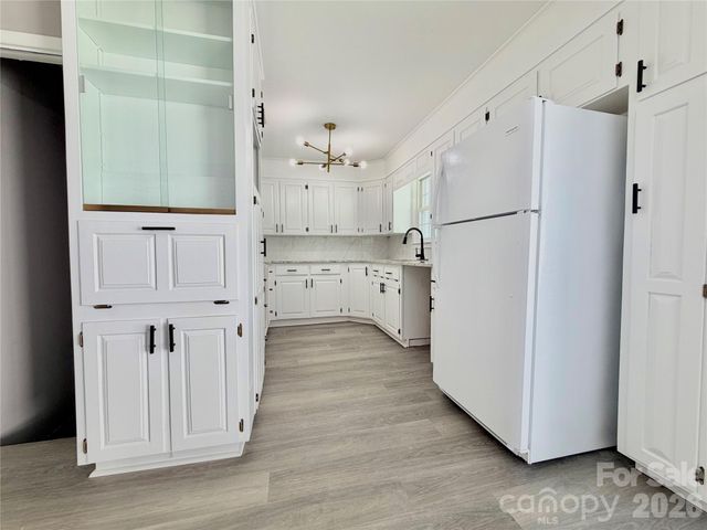 202 WOODWARD Avenue, Morganton, NC 28655