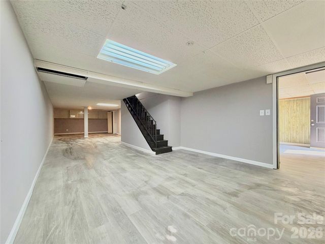 202 WOODWARD Avenue, Morganton, NC 28655