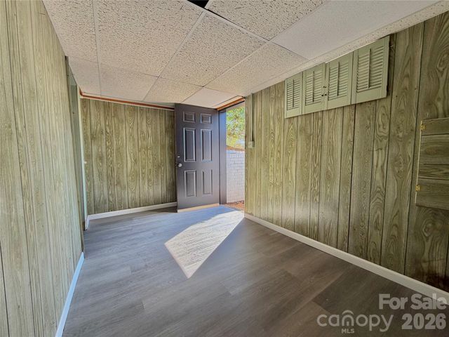 202 WOODWARD Avenue, Morganton, NC 28655