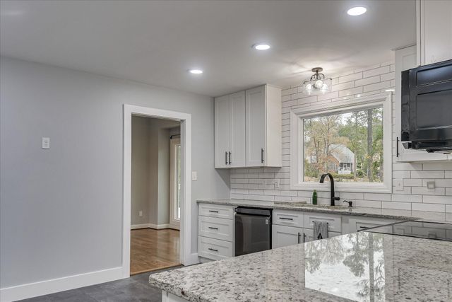 296 Willow Lake Drive, Aiken, SC 29803