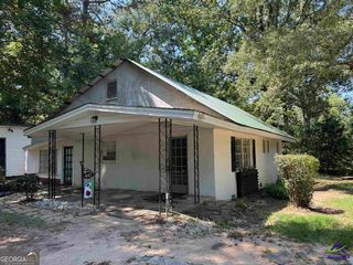 447 Hillside Lane, Byron, GA 31008