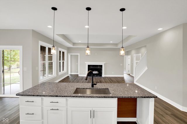 6559 Stone Pointe Way, Indianapolis, IN 46237