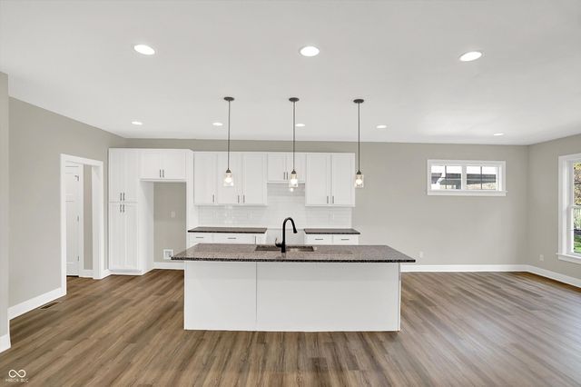 6559 Stone Pointe Way, Indianapolis, IN 46237