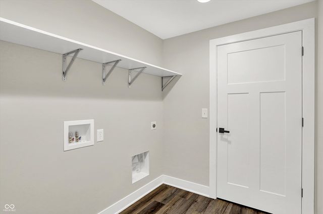 6559 Stone Pointe Way, Indianapolis, IN 46237