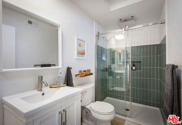14332 Dickens Street 7, Sherman Oaks, CA 91423