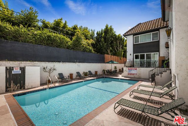 14332 Dickens Street 7, Sherman Oaks, CA 91423