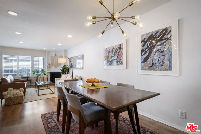 14332 Dickens Street 7, Sherman Oaks, CA 91423