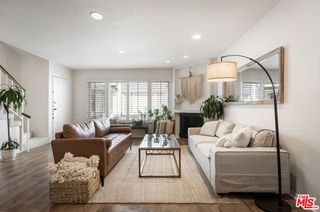 14332 Dickens Street 7, Sherman Oaks, CA 91423
