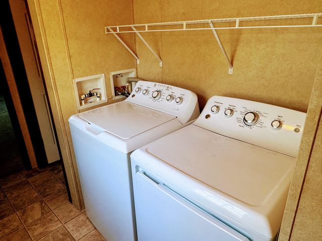 238 Dewey Street, Urbana, IL 61802