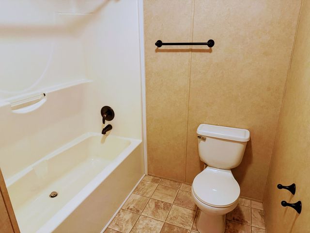 238 Dewey Street, Urbana, IL 61802