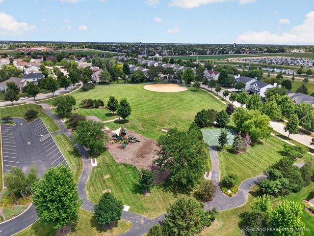10435 Aldridge Drive, Huntley, IL 60142