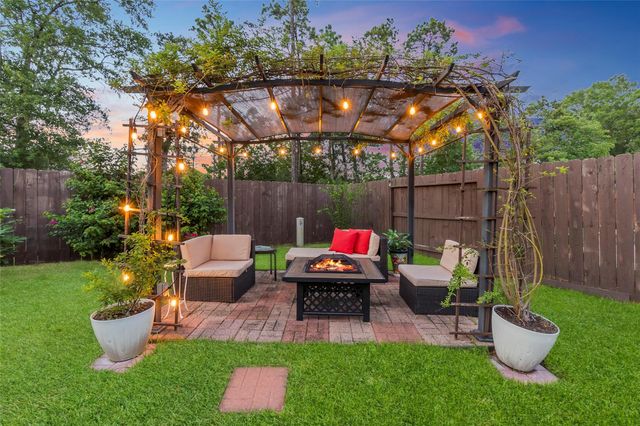 12919 Leolyn Woods Lane, Humble, TX 77346