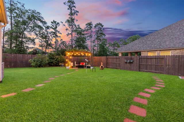12919 Leolyn Woods Lane, Humble, TX 77346