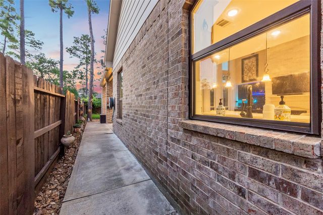 12919 Leolyn Woods Lane, Humble, TX 77346