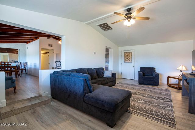 6020 S Gunsight Lane, Tucson, AZ 85746