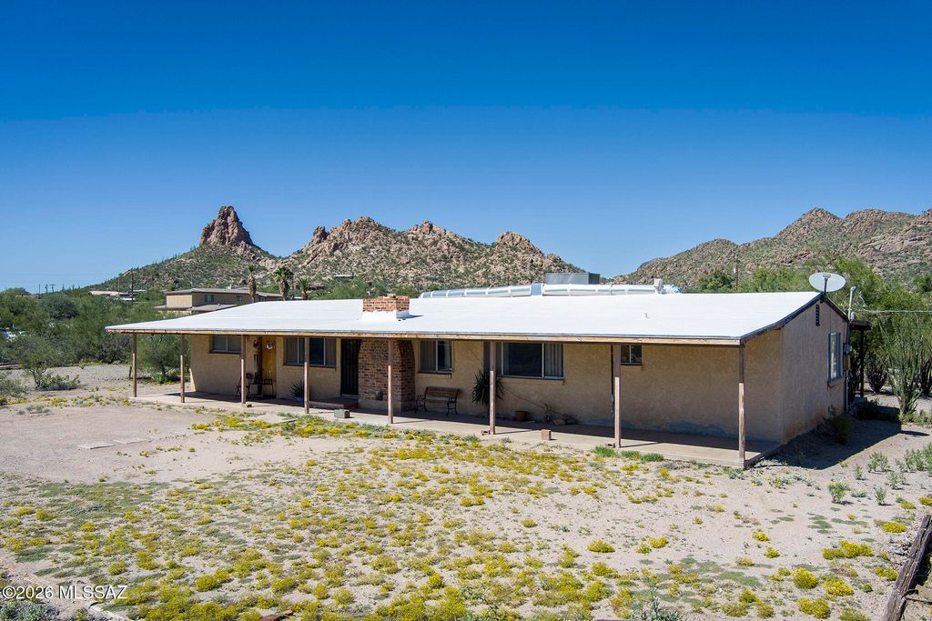 6020 S Gunsight Lane, Tucson, AZ 85746