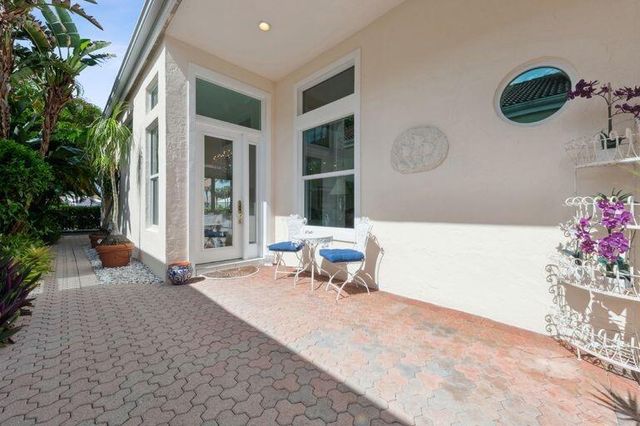 119 Coral Cay Drive, Palm Beach Gardens, FL 33418