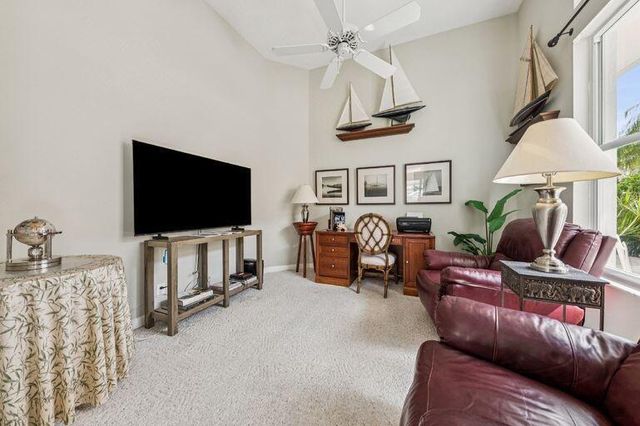 119 Coral Cay Drive, Palm Beach Gardens, FL 33418