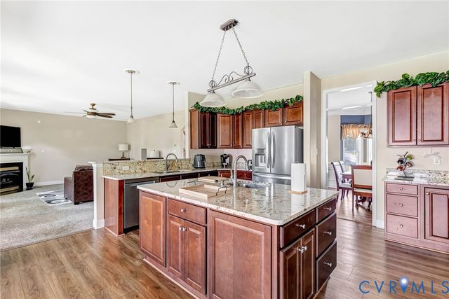 5912 Knightwood Pl, Chesterfield, VA 23832