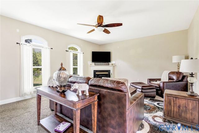 5912 Knightwood Pl, Chesterfield, VA 23832