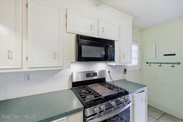 305 Boehle Street, Pearl, MS 39208